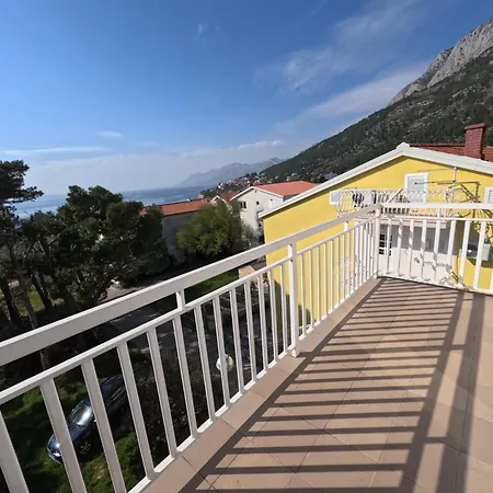 Marinela-baska Voda Διαμέρισμα *